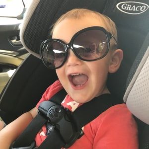 Meet your Posher, Angela